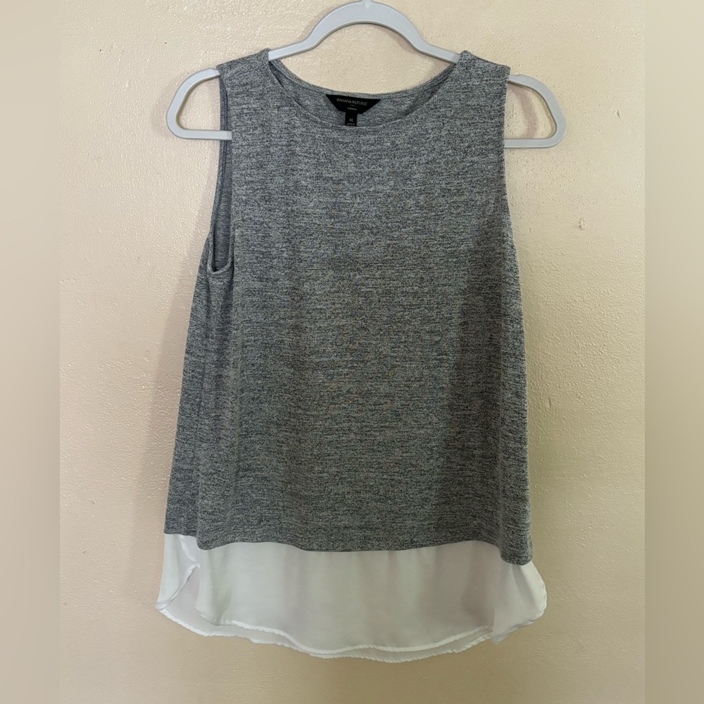 Banana Republic gray top